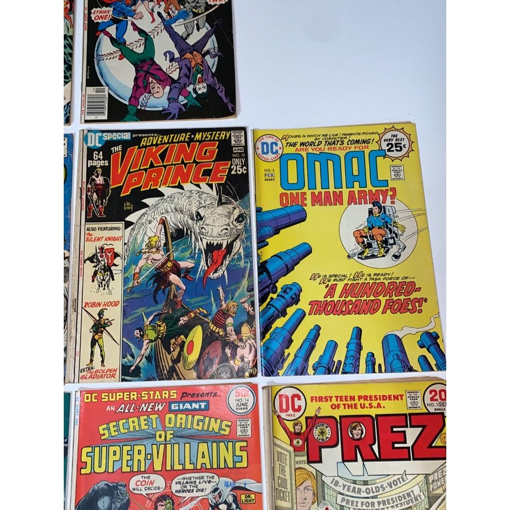 10 ASSORTED DC COMICS - Picture 5 of 9